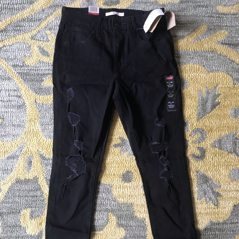 Levi’s High Rise Skinny Jeans